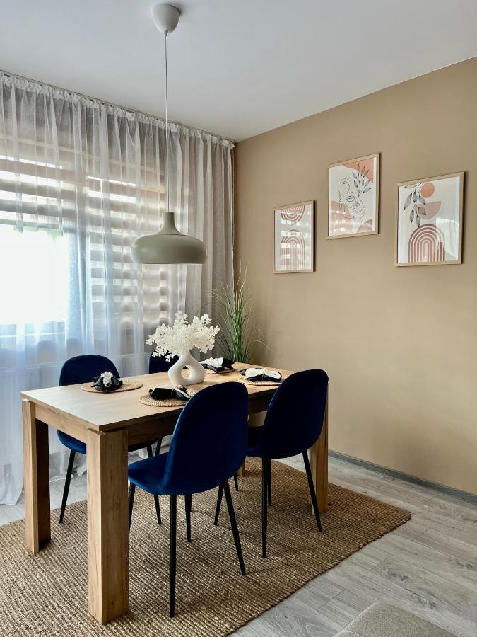 Boholand Apartment Brasov Bagian luar foto