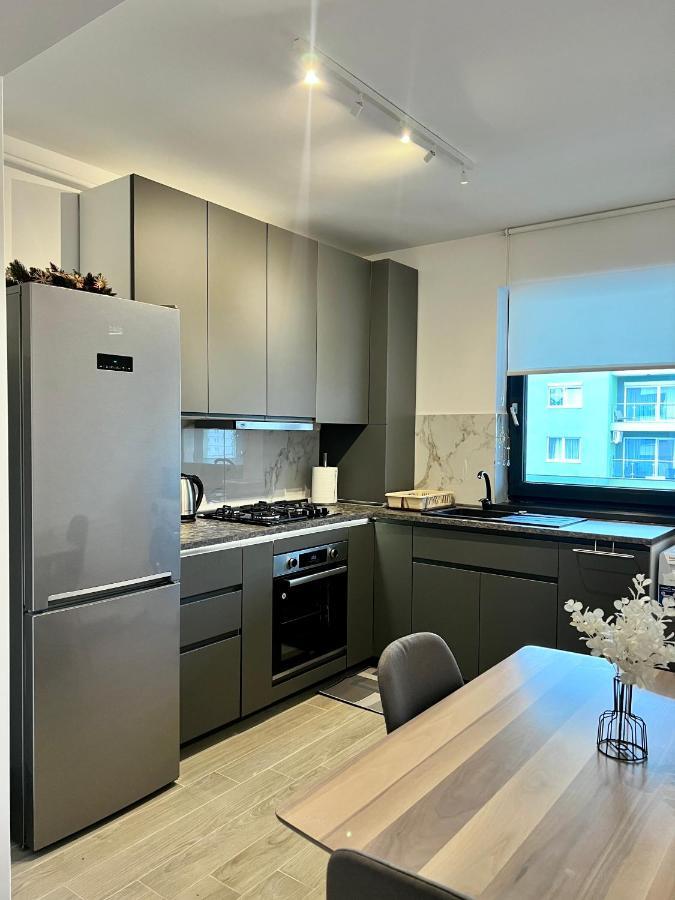 Boholand Apartment Brasov Bagian luar foto